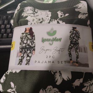 NWT Honeydew Women 2 Piece Super Soft Jersey Pajama Set Olive Size S $65 EE091